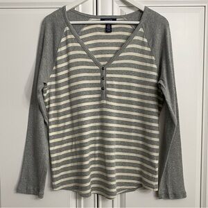 Chaps Size Large Knit V Neck Top Long Sleeves 3 Buttons Front Sweater Shirt